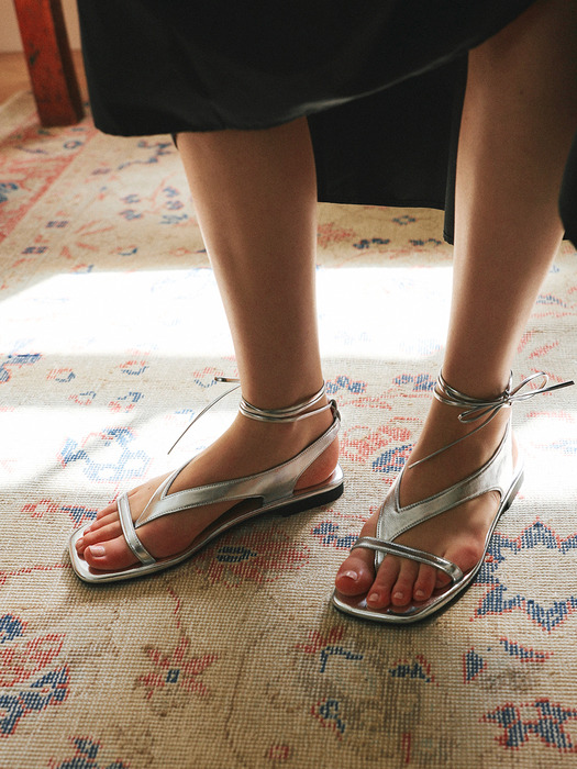 [단독]CLOE 2Way strap flat sandals - 5colors 스트랩 탈부착 플랫샌들
