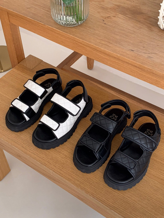 [단독]Lia Quilted Platform Sandals_2 COLORS