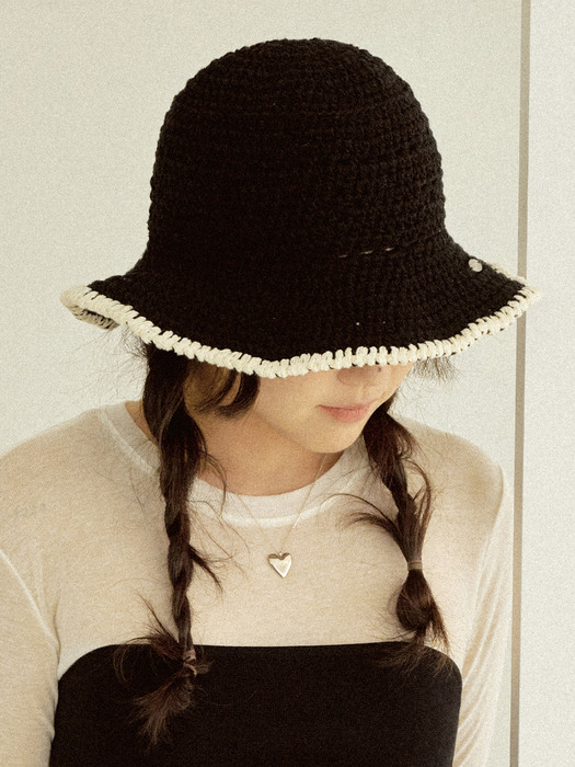 No.157 / Lily Wide Bucket Hat _ Black