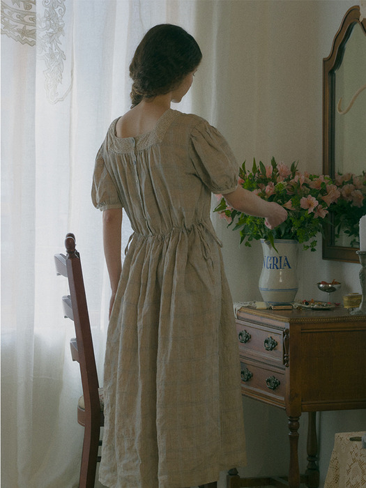 Odette shirring dress - natural check 오데트 셔링 드레스