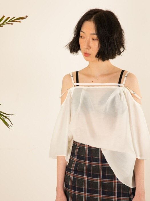 2018 S/S Off Shoulder Seethrough Blouse