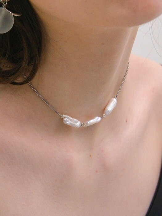 layer necklace