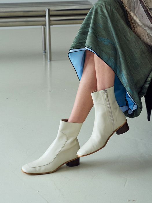 IS_1271 IV Patch Ankle Boots