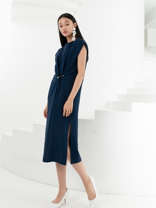 LINEN EYELET LONG DRESS . NAVY