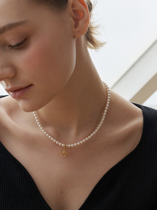 MIMI Adorable Pearl Necklace