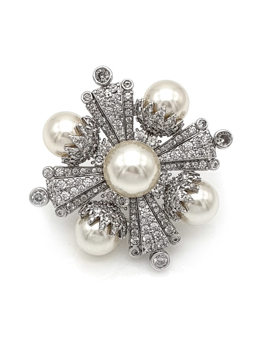 Christie pearl brooch