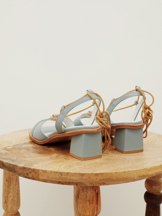 Wood ring strap sandals L.blue