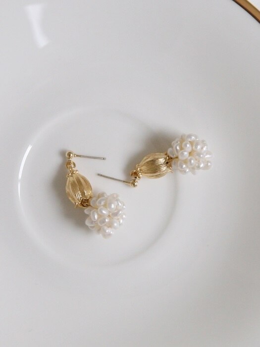 pearl bunch earrings (2colors)