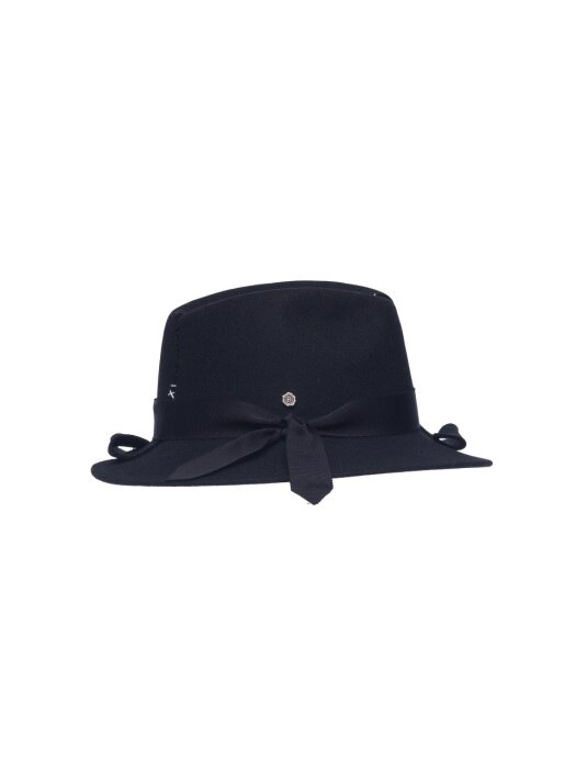 Avant-garde felt fedora