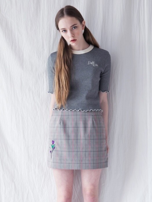 FLOWER EMBROIDERY CHECK SKIRT [BEIGE]
