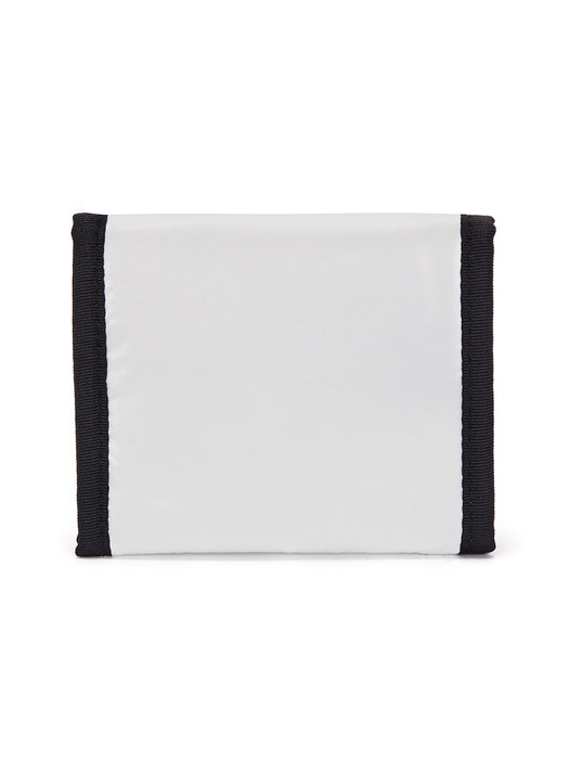 GLOSSY CAMP WALLET IN WHITE