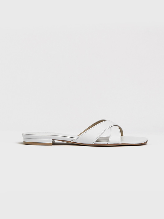 SEL flat sandals_white