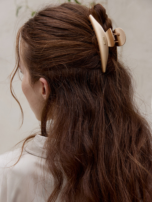 Curved hair clip, Slia (Chic black / Matte gold)