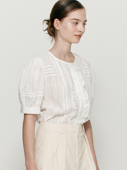 Striped lace tape frill blouse - Warm white