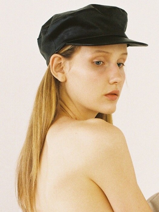 CLASSIC NEWSBOY CAP_LEATHER BLACK