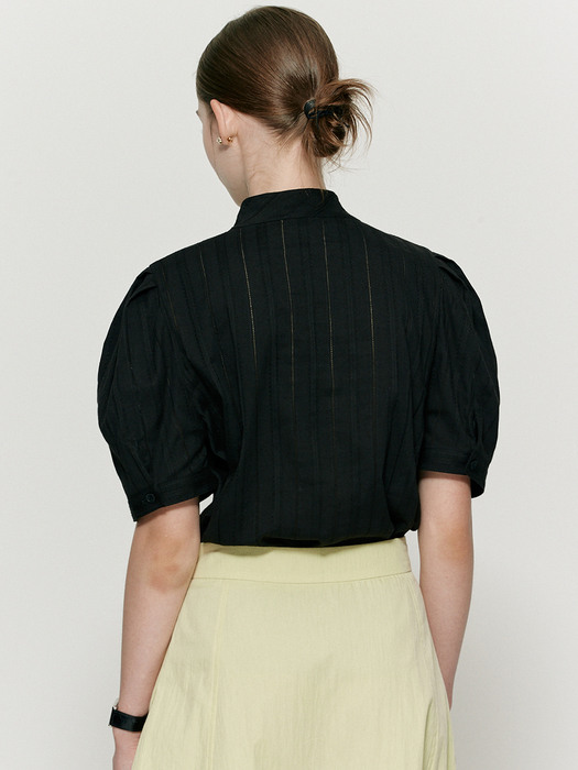 Scarf half-sleeve blouse - Black