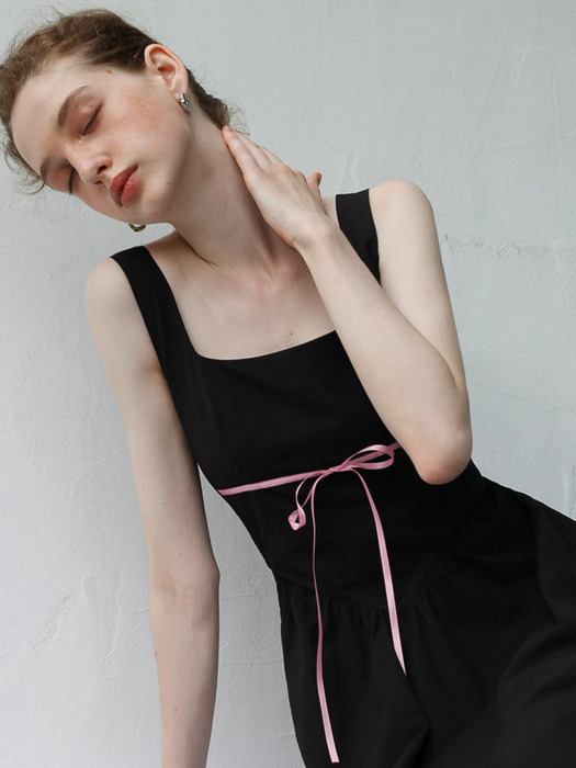 Cest_Line ribbon sleeveless dress_BLACK