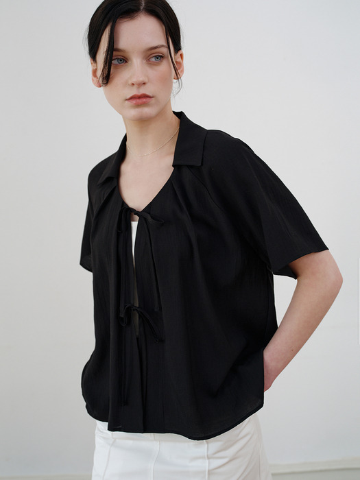 comos 1127 V-neck ribbon cardigan blouse (black)