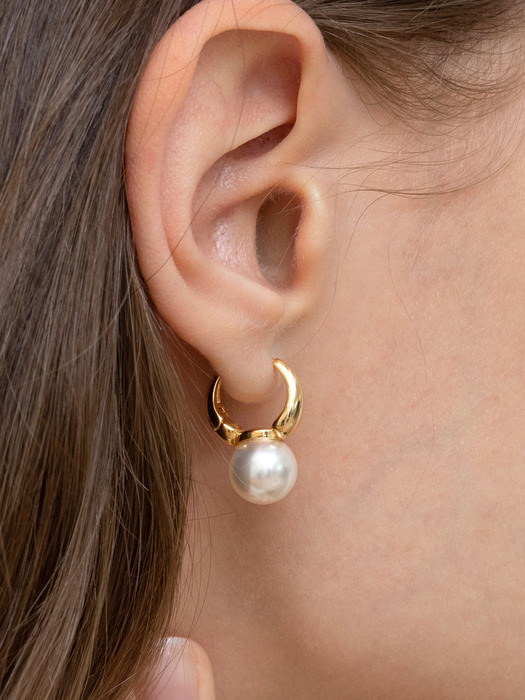 10mm pearl one touch earrings