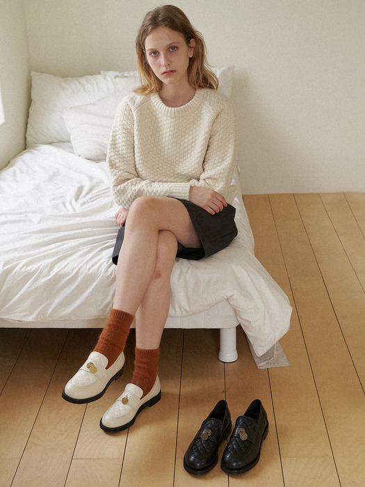 [단독]Lia Half-Quilted Loafers_2 Colors