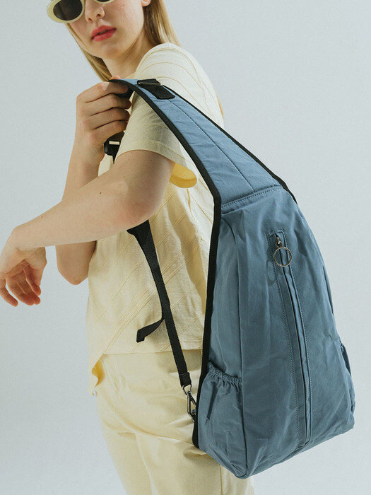 aud slingbag [azure blue]