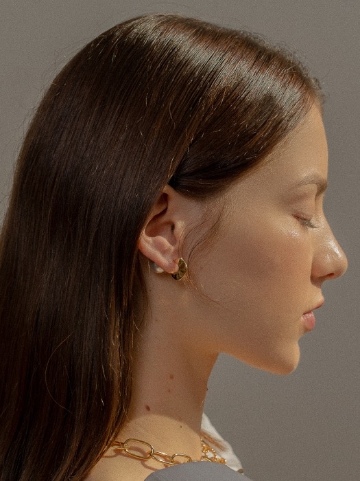 Mionne daily earrings
