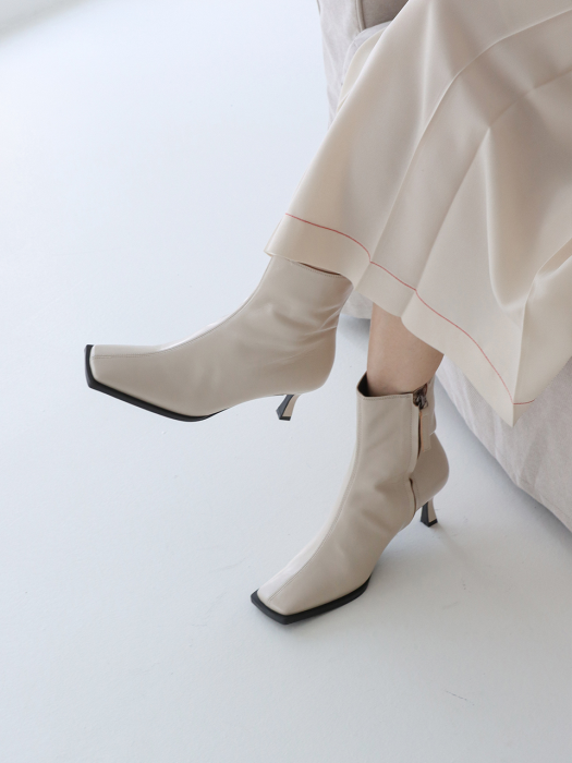 Sel Ankle Boots_21536_cream