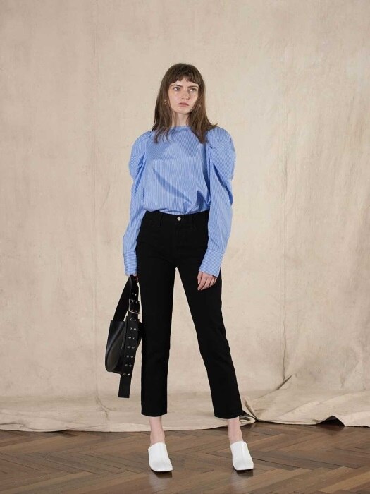 BOAT NECK PUFF BLOUSE (blue)