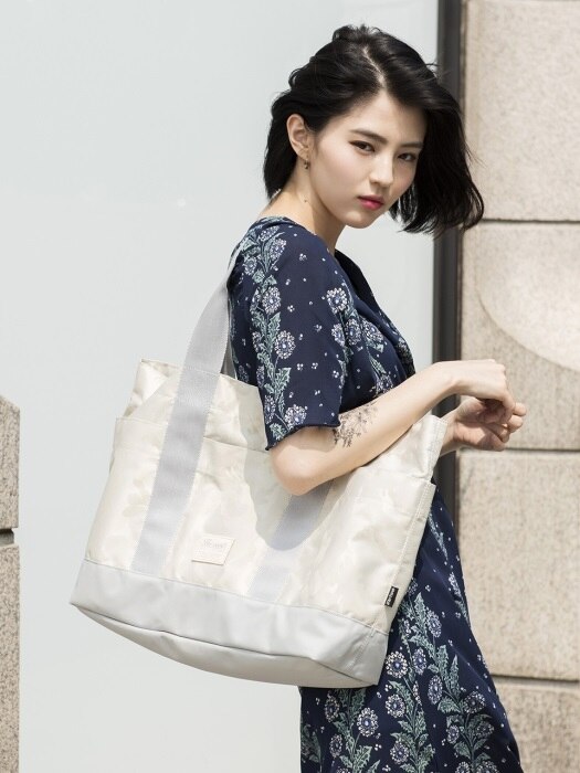 W.C TOTE&CROSS - WHITE CAMO