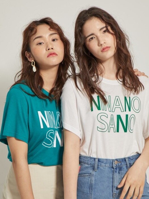 ninanosano graphic T-shirts GREEN