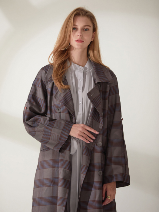Elbow button check trench coat