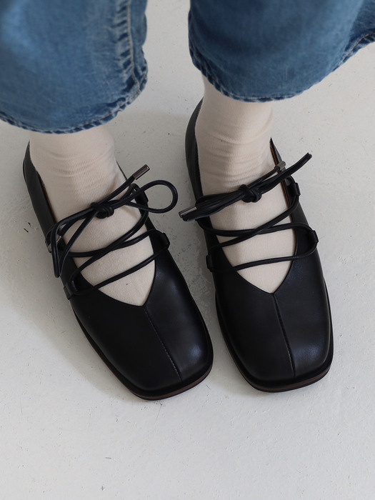 QS turnflat shoes_black