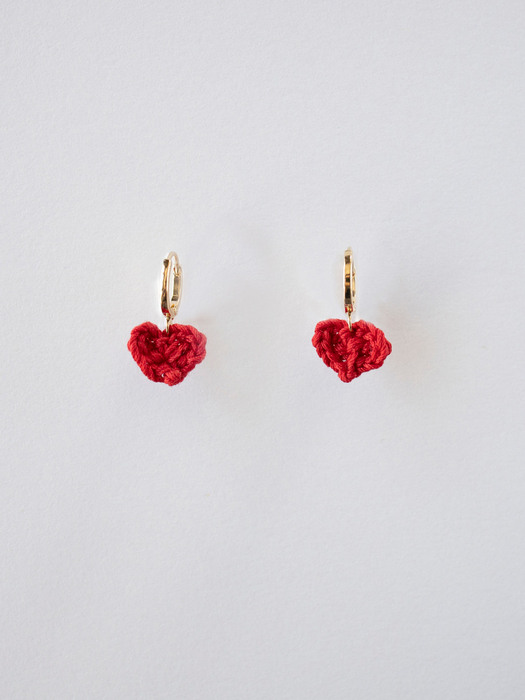 Love point knit earring