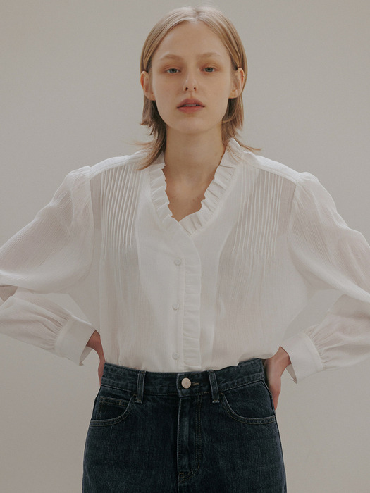 spring cotton pin-tuck blouse (white)