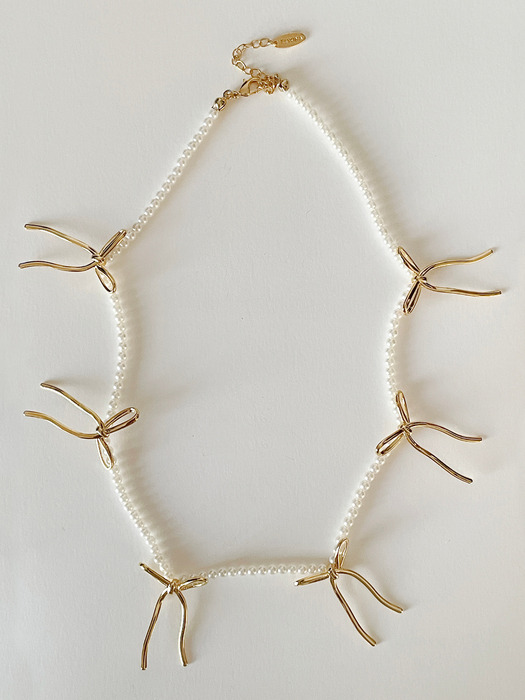 Multi Bows Pearl Necklace