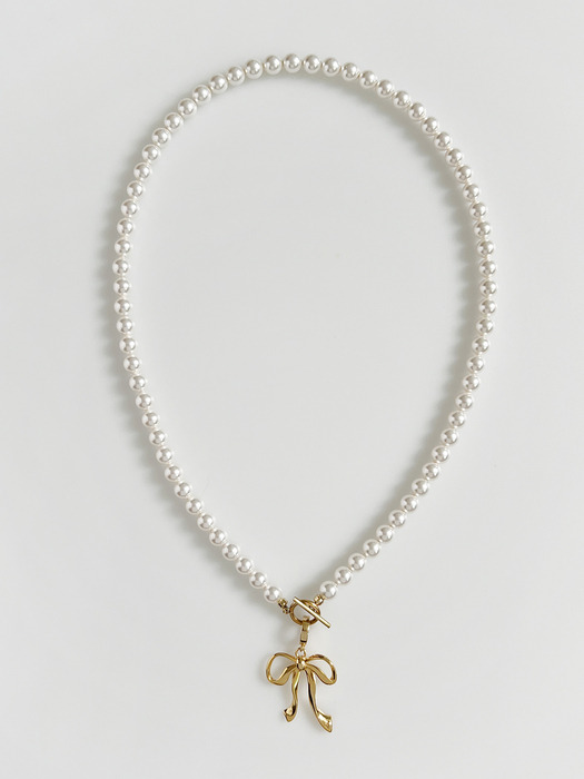 Sweet Bow Pearl Necklace / WH