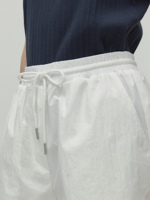 string banding shorts - white