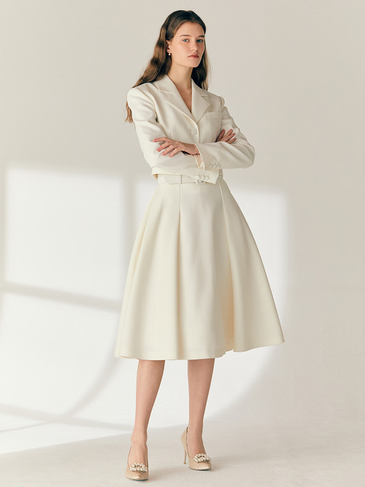 MARISSA Tuck detailed midi skirt (Cream/Light beige)