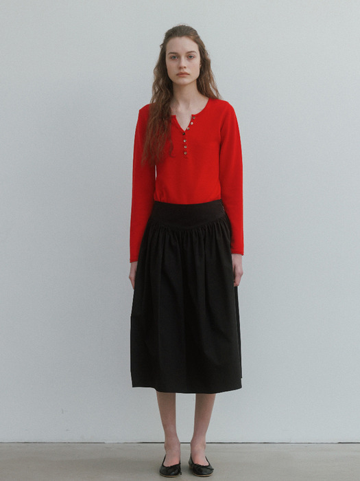 Angie Buttoned Knit in Apple Red