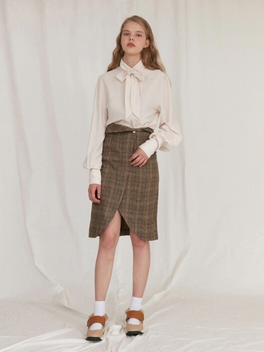 PEARL BUTTON SKIRT_brown