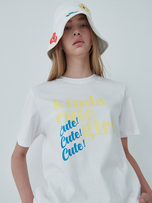 KINDA CUTE GIRL 티셔츠/화이트