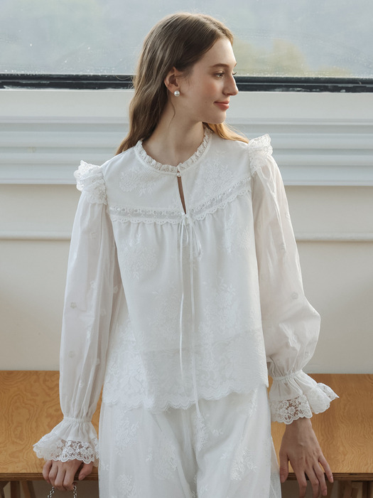 Cest_Embroidered mesh blouse