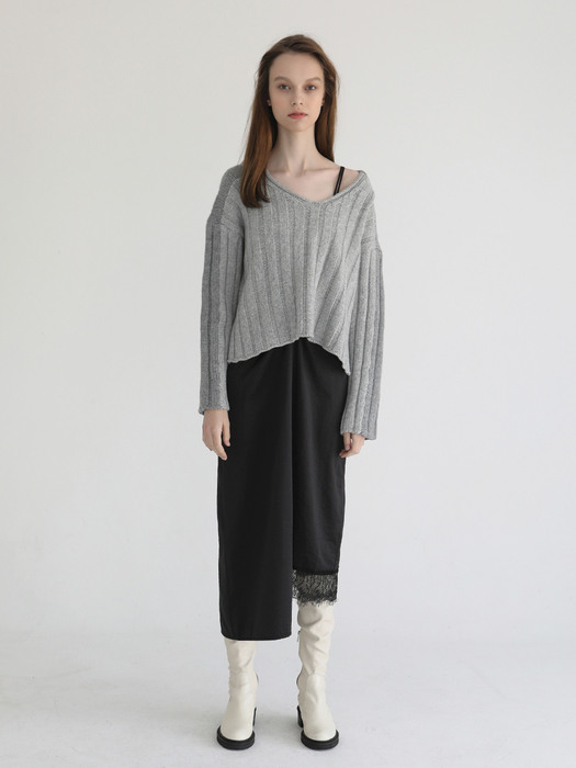 Two tone v-neck knit [Grey]