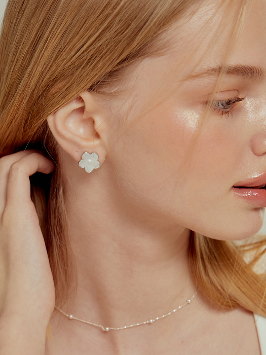 Pearl Dot Blossom Earrings EC1901