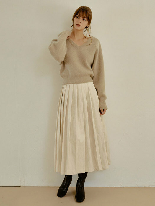 Small pleats leather skirt (ivory)