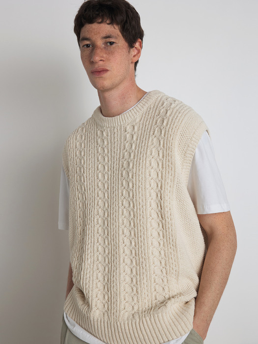[Men] Reversed Cable Knit Vest (Cream)