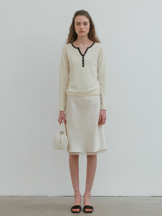 Angie Buttoned Knit in Cream