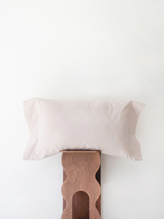 Flap cotton pillow cover - peach dust