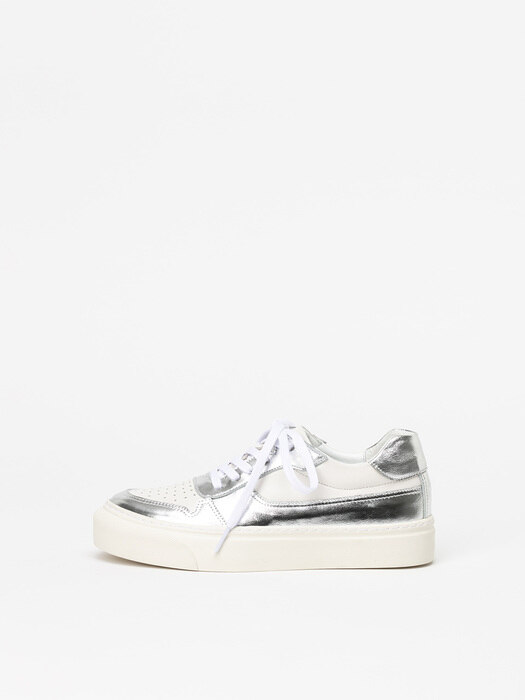 Ardin Sneakers in Textured Silver with Pure White