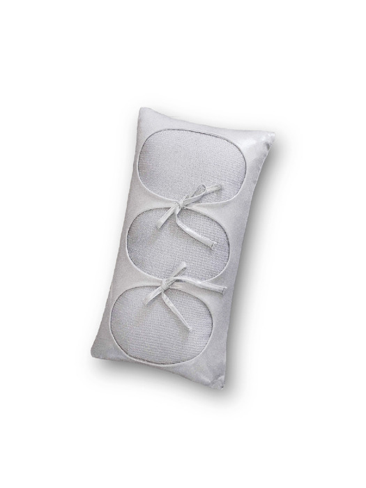Silver Ribbon Cushion(솜포함)